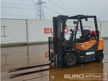 Вилочный погрузчик DOOSAN