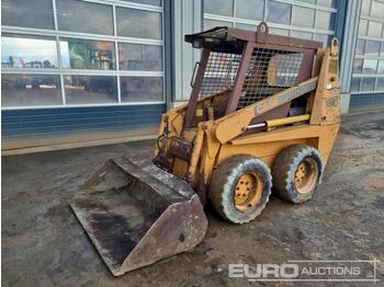 Мини-погрузчик с бортовым поворотом Case 1840: фото 1