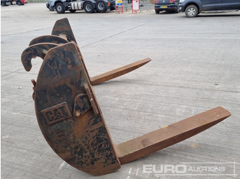 Погрузочно-разгрузочная техника CAT Fork Frame & Forks to suit Wheeled Loader: фото 5
