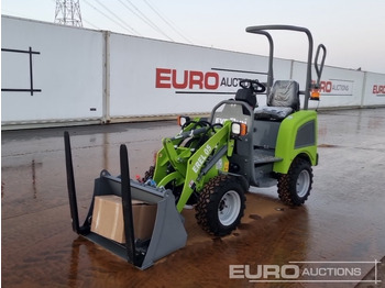 : фото в шапке страницы