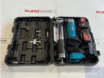 Строительное оборудование Unused Boss 21 Volt Lithium Battery Cordless Grease Gun, 2 Batteries, Case, Shoulder Strap, Extension Pieces & Fittings: фото 3