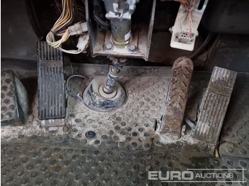 Сочленённый самосвал VOLVO A40D