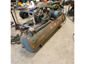 Воздушный компрессор