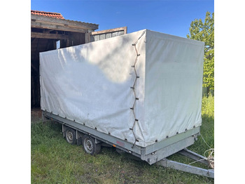 Тентованный прицеп EDUARD