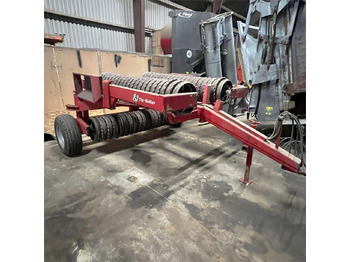 Полевой каток