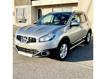 Внедорожник NISSAN