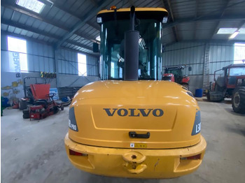 Компактный фронтальный погрузчик Volvo L 30 B ZX: фото 5 Компактный фронтальный погрузчик Volvo L 30 B ZX: фото 5