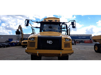 Сочленённый самосвал CATERPILLAR 730