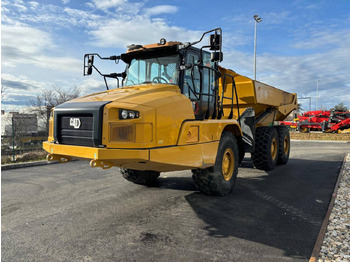 Сочленённый самосвал CATERPILLAR 730