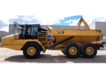 Сочленённый самосвал CAT 730: фото 2 Сочленённый самосвал CAT 730: фото 2