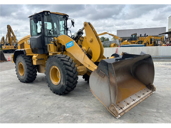 Колёсный погрузчик CATERPILLAR 930M