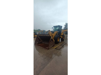 Колёсный погрузчик CATERPILLAR 930M
