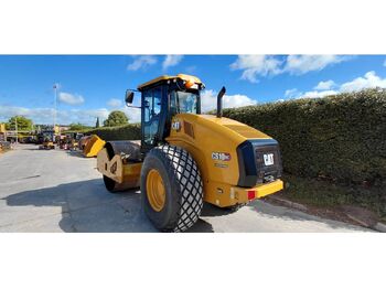 Компактор CATERPILLAR
