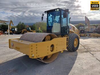 Компактор CATERPILLAR CS74B