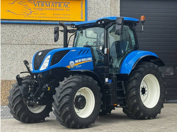 Трактор NEW HOLLAND T7.225