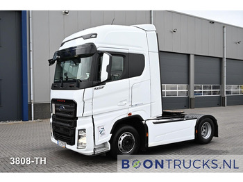 : фото в шапке страницы