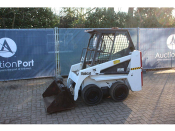 Колёсный погрузчик BOBCAT