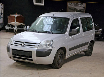 Седан CITROËN