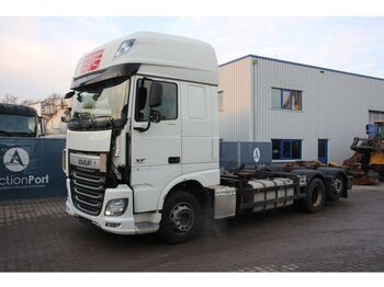 Грузовик-контейнеровоз/ Сменный кузов DAF XF