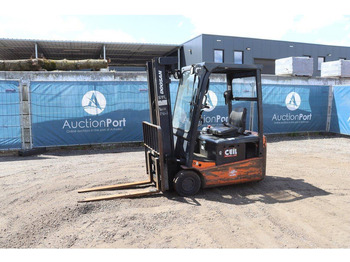 Электропогрузчик DOOSAN