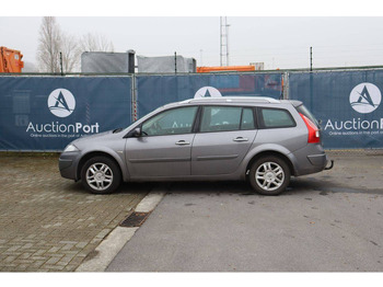 Седан Renault Mégane: фото 3