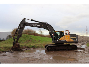 Гусеничный экскаватор VOLVO EC300EL