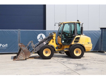Колёсный погрузчик VOLVO L25F