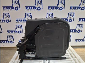 : фото в шапке страницы