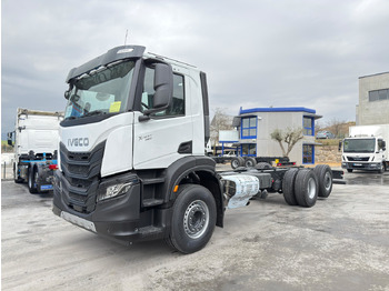 Грузовик-шасси IVECO X-WAY