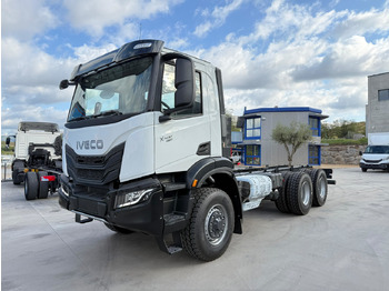 Грузовик-шасси IVECO X-WAY