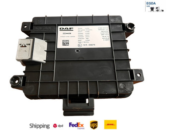 : фото в шапке страницы