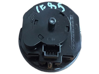 Приборная панель DAF: фото 3