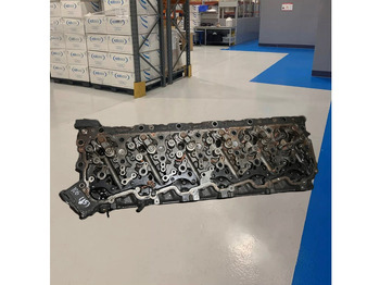 : фото в шапке страницы