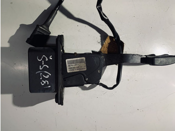 : фото в шапке страницы