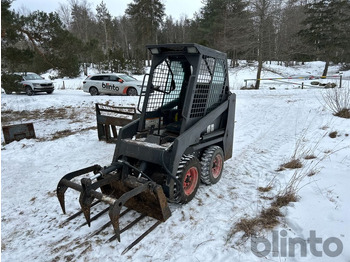 Мини-погрузчик с бортовым поворотом BOBCAT