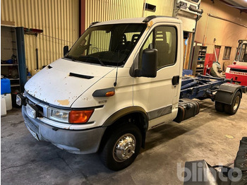 Крюковой мультилифт IVECO