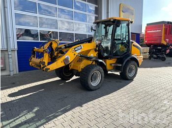 Колёсный погрузчик JCB 409