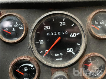 Коммунальная/ Специальная техника Kramer Tremo 401L (1991): фото 5 Коммунальная/ Специальная техника Kramer Tremo 401L (1991): фото 5