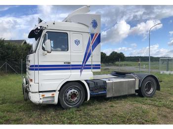 Тягач Scania R 143: фото 1