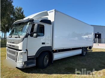 Грузовик с закрытым кузовом VOLVO FM