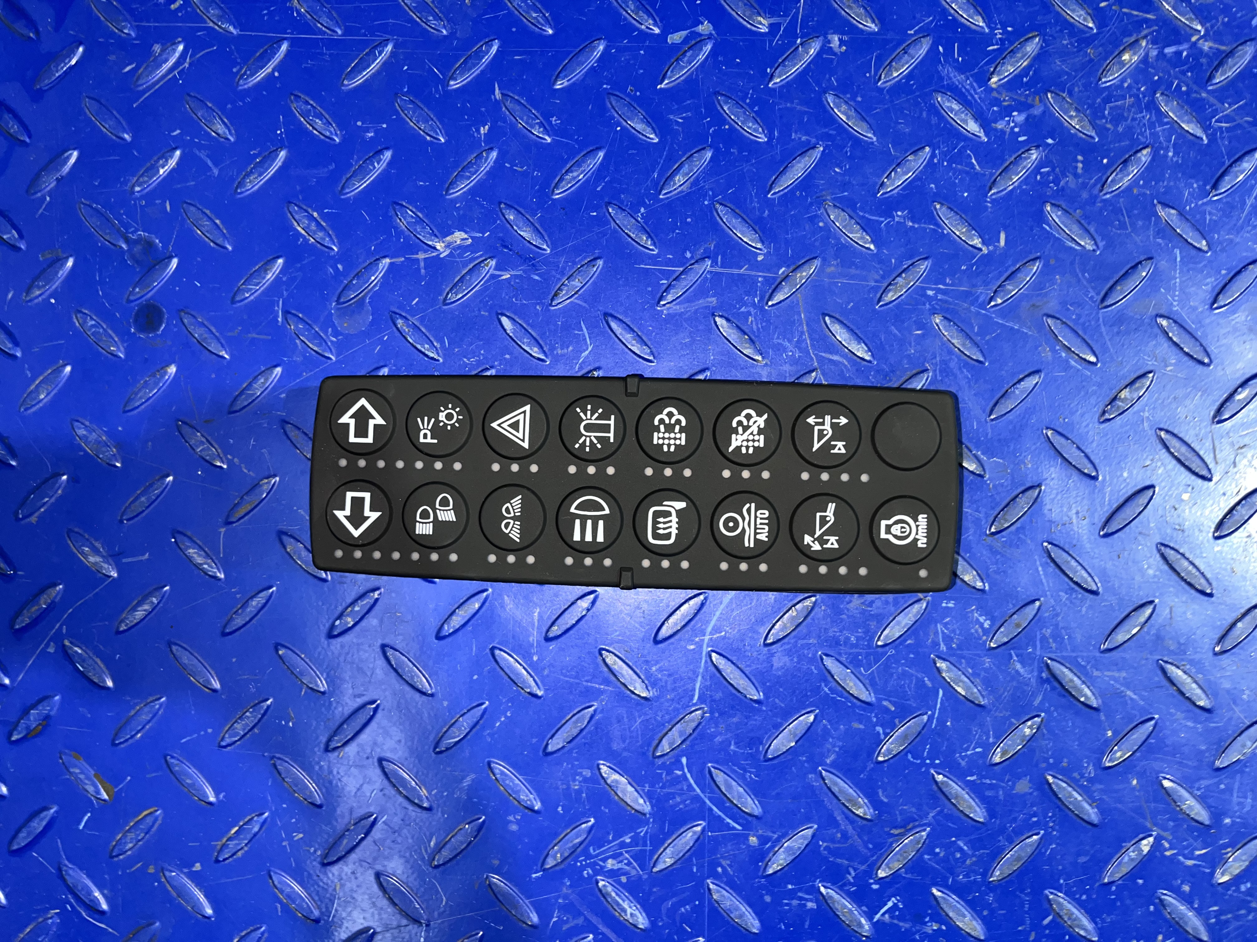 Запчасти CATERPILLAR