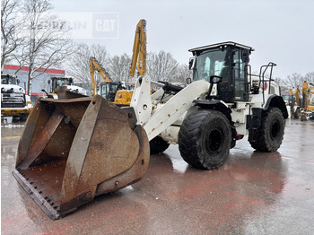 Колёсный погрузчик CATERPILLAR 950M