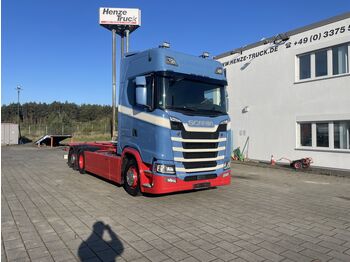 Грузовик-контейнеровоз/ Сменный кузов SCANIA S