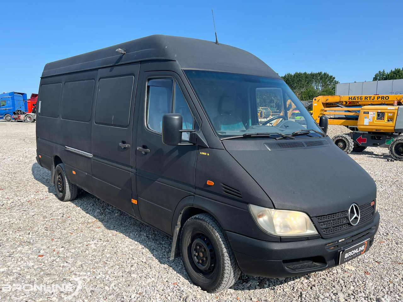 2004 Mercedes-Benz Sprinter 313 CDI 2.2d 95kW - Цельнометаллический фургон: фото 2 2004 Mercedes-Benz Sprinter 313 CDI 2.2d 95kW - Цельнометаллический фургон: фото 2