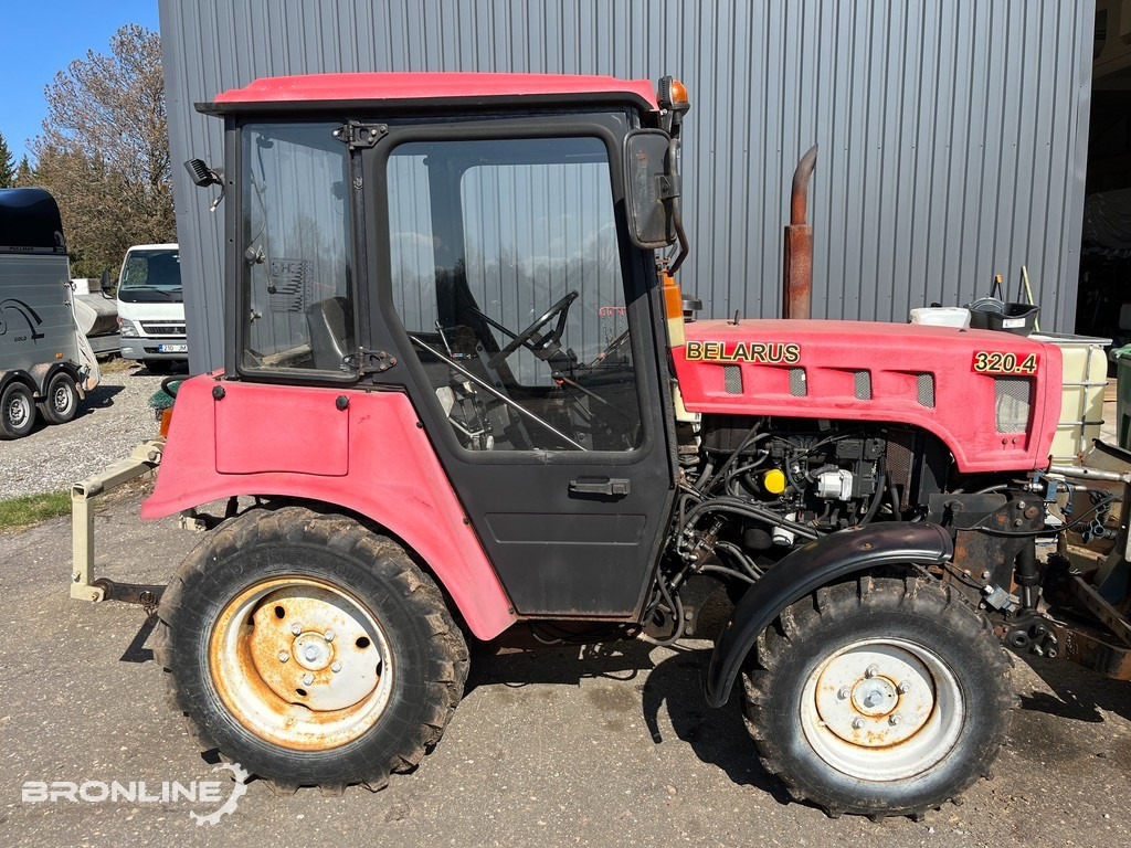 2016 Belarus 320.4 Tractor + Snow plow - Трактор: фото 4 2016 Belarus 320.4 Tractor + Snow plow - Трактор: фото 4