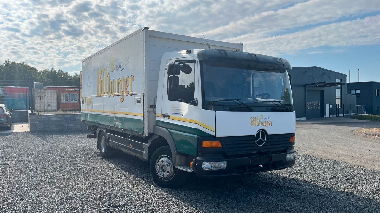 Mercedes-Benz Atego 818 Getränke Getränkeaufbau - Грузовик для перевозки напитков: фото 4 Mercedes-Benz Atego 818 Getränke Getränkeaufbau - Грузовик для перевозки напитков: фото 4