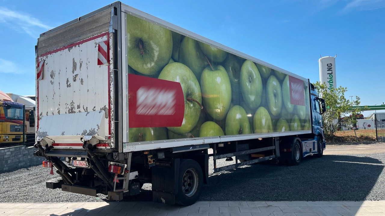 Schmitz Cargobull SK010 Kühlkoffer Ladebordwand Carrier Lenkachse - Полуприцеп-рефрижератор: фото 4 Schmitz Cargobull SK010 Kühlkoffer Ladebordwand Carrier Lenkachse - Полуприцеп-рефрижератор: фото 4