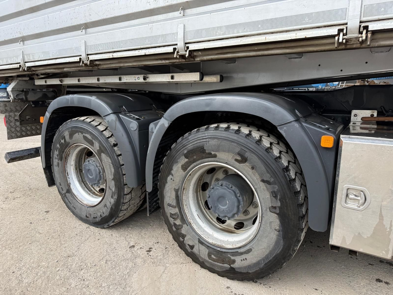 MAN TGS 33.470 6x4 Kran PK 22002 EH - Самосвал, Автоманипулятор: фото 4 MAN TGS 33.470 6x4 Kran PK 22002 EH - Самосвал, Автоманипулятор: фото 4