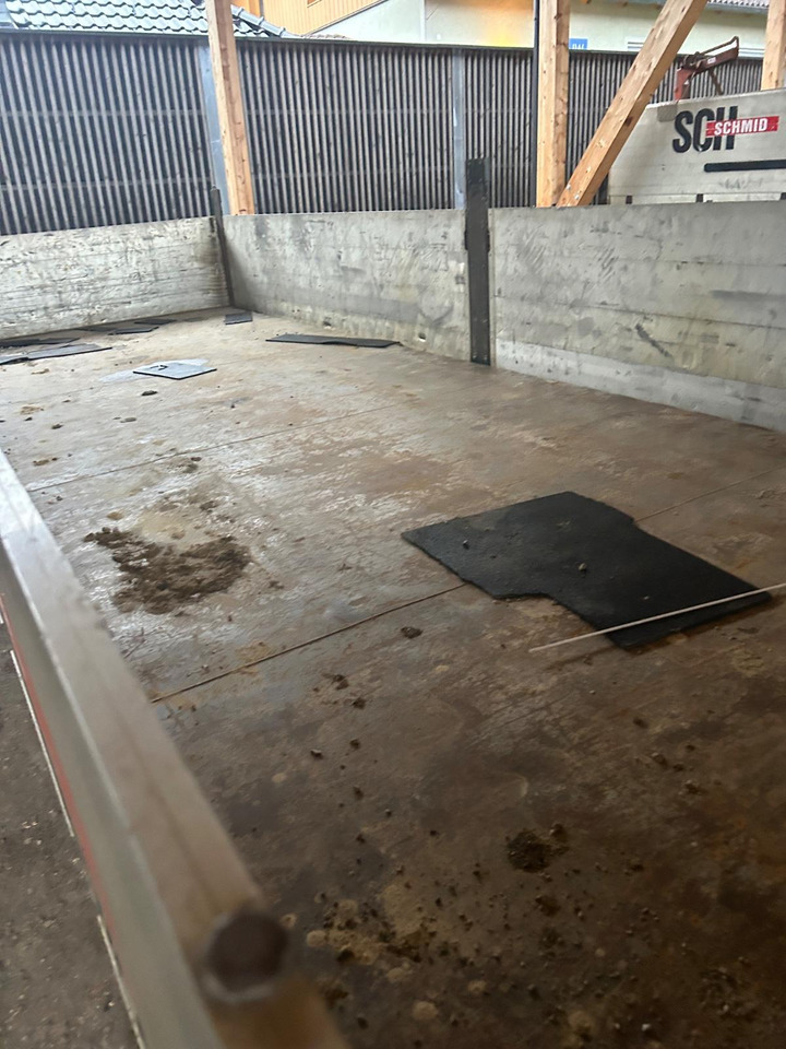 Schwarzmüller Pritsche mit Rampen T Serie T 202 - Прицеп бортовой/ Платформа: фото 4 Schwarzmüller Pritsche mit Rampen T Serie T 202 - Прицеп бортовой/ Платформа: фото 4