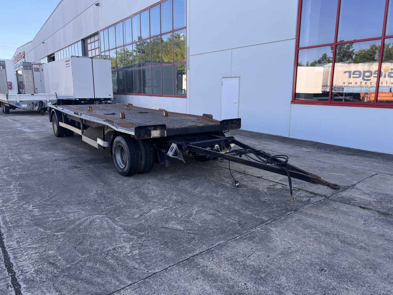 Dinkel DAC 18000 2 Achs Kombi- Anhänger für Abroll- oder Absetzmulden oder Tieflader - Прицеп мультилифт/ Бункеровоз: фото 2 Dinkel DAC 18000 2 Achs Kombi- Anhänger für Abroll- oder Absetzmulden oder Tieflader - Прицеп мультилифт/ Бункеровоз: фото 2